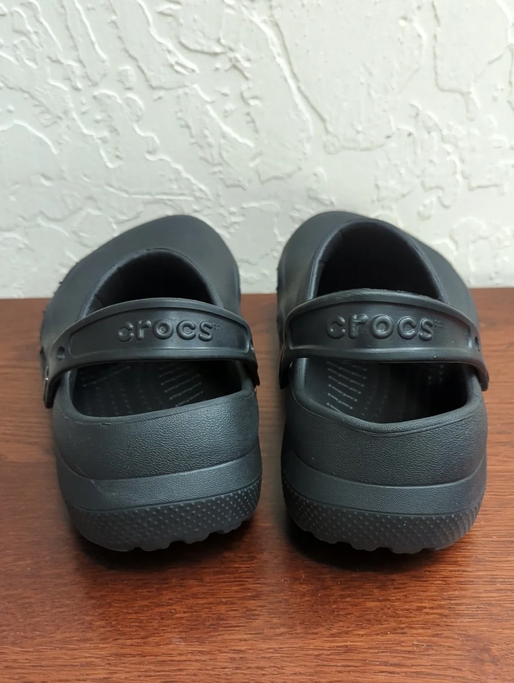 CROCS Men's Black Specialist Work Clog M 7 / W 9